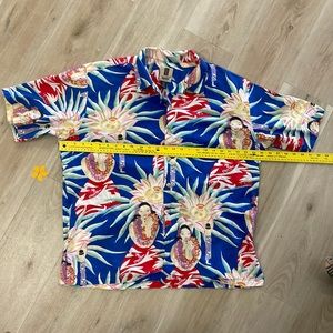 XL Men’s Aloha shirt. Tori Richard.  Chart House Waikiki